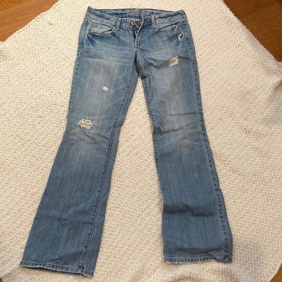 American eagle women’s “perfect boyfriend” jeans size 6 long - Picture 1 of 3